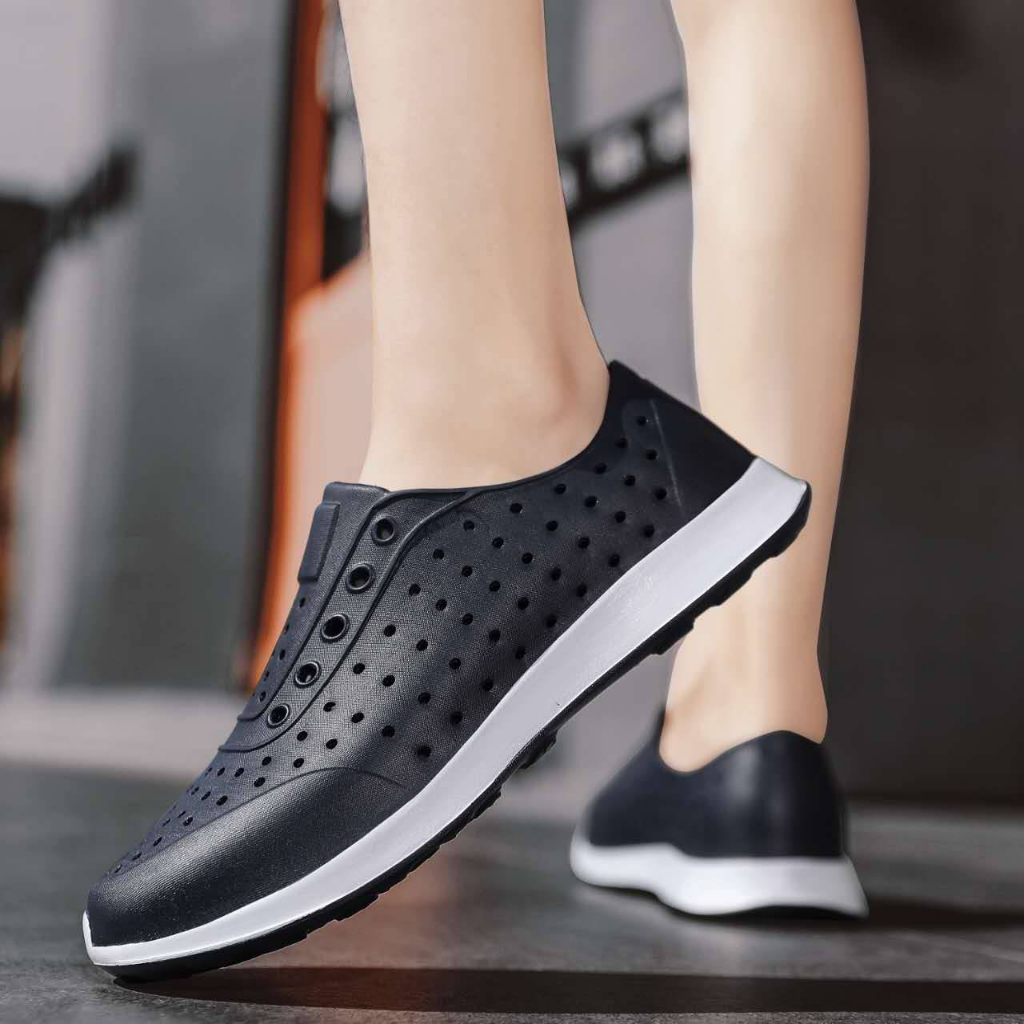 รองเท้ายางผู้ชาย  รองเท้าแบบสวม ใส่ลุยน้ำ สินค้าไทยพร้อมส่ง รุ่น Clogs NT22