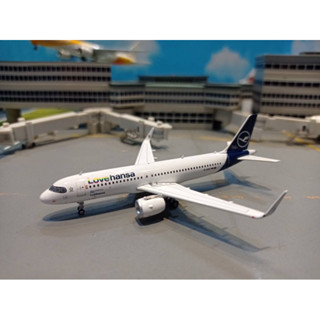 Phoenix Model [P4502] 1:400 Lufthansa A320neo D-AINY Lovehansa