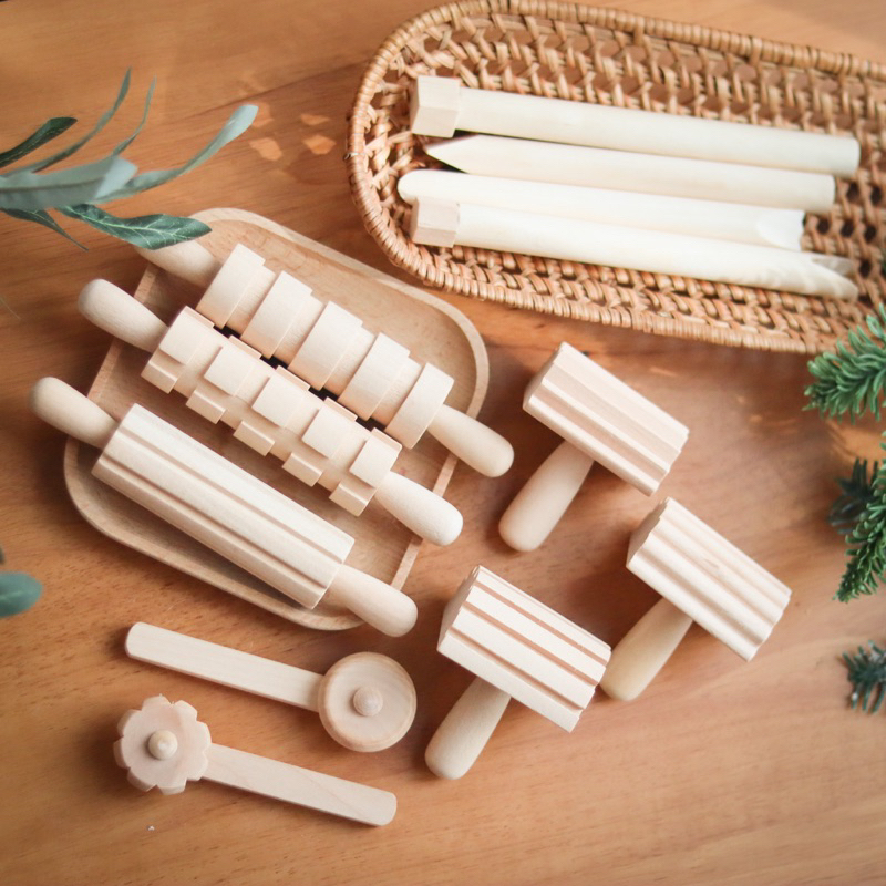 KNEADING STICKY SET | ไม้รีดแป้งโดว์ 12 ชิ้น