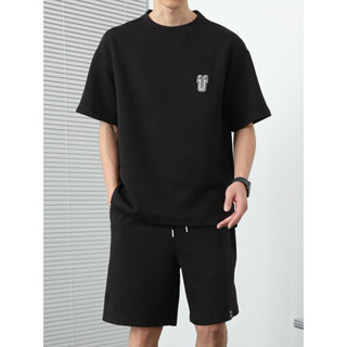 ชุดเซทชายเสื้อ แขนสั้น กางเกง ขาสั้น ทรงโอเวอร์ไซส์ TT151U