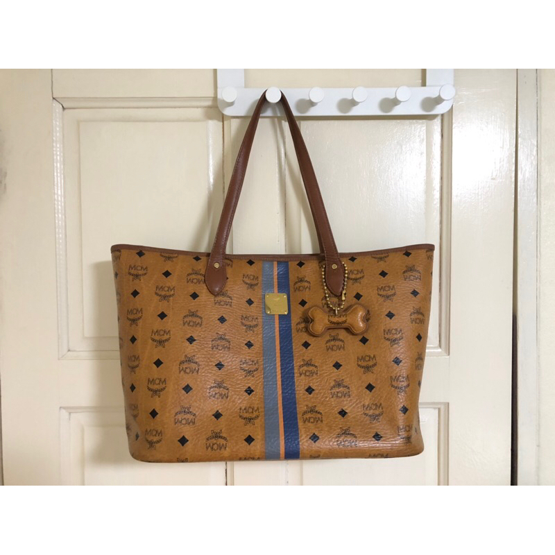 กระเป๋าสะพาย MCM 💼 รับประกันแท้💯% พร้อมส่ง‼️ มือสอง ทรงช้อปปิ้ง shopping bag