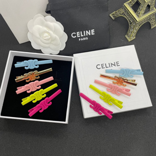 CeIine Triomphe Hair Clip กิ๊บซีลลาย Triomphe  สีสดใส มาเป็นคู่ ตัวหนีบแบบปากเป็ด  ประดับผม น่ารักมากคะ