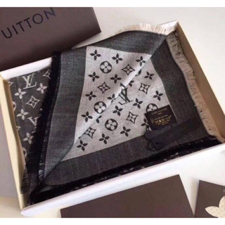 ผ้าพันคอ LV monogram demin  เกรด High star top mirror Guarantee 100%งานเนียบที่สุดดด