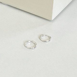 vela.cheeva : *silver925 / hoop earring ต่างหูเงินแท้ ต่างหูห่วงแบบล็อค มินิมอล ( 10mm )