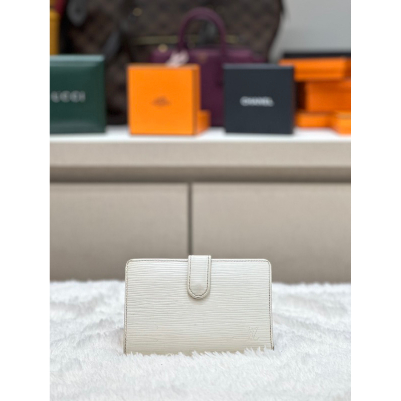 •LV• ivory epi medium wallet ปี08