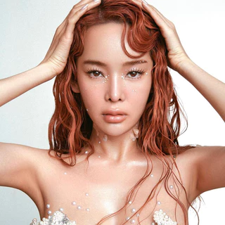 มุกติดหน้า⭐️สุดฮิต มีกาวในตัวติดออกงานสวยๆแบบสับๆ เเพคเกจสวยหรูตามภาพจ้า⭐️