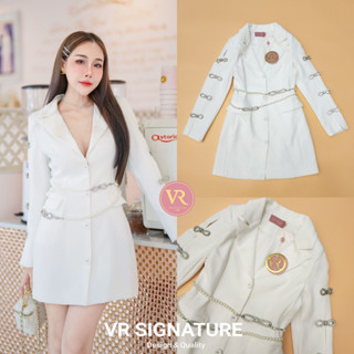 VR Dress สูทสั้น คอปก ช่วงไหล่เสริมฟองน้ำ แขนยาวดีเทลผ่าแขนแต่งโบว์ ตอดกระดุมเรียงด้านหน้า