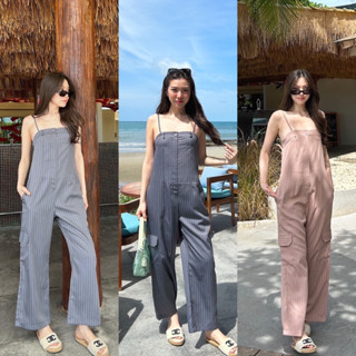 Nudeaholic 💚 Stripe jumpsuit เกาะอกจั๊มสูทผ้าลายทางมาแล้ว เนื้อผ้าไม่บางเกินไป เนื้อผ้านุ่มลื่นถูกใจสาวๆ