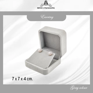 กล่องกำมะหยี่ Premium Jewelry Box สีเทา กล่องใส่เครื่องประดับ