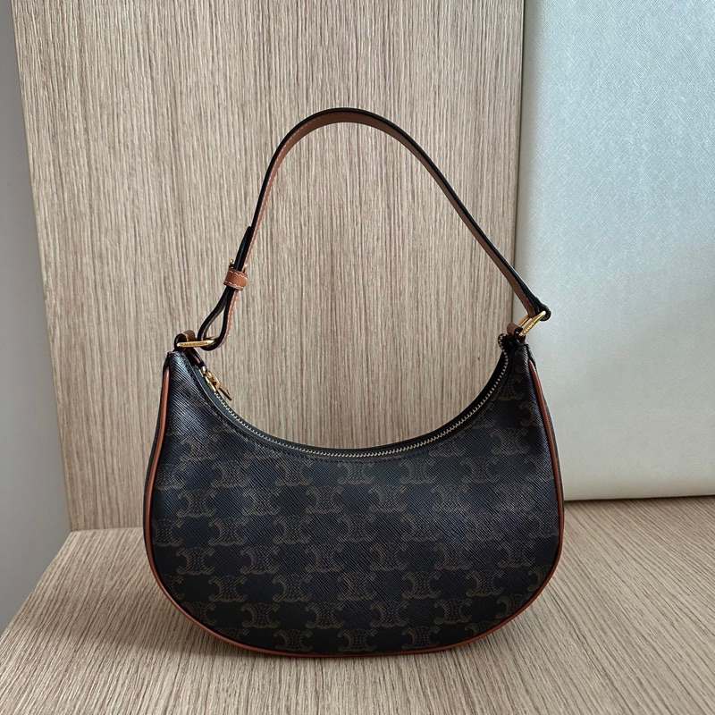 used like new Celine ava สี tan