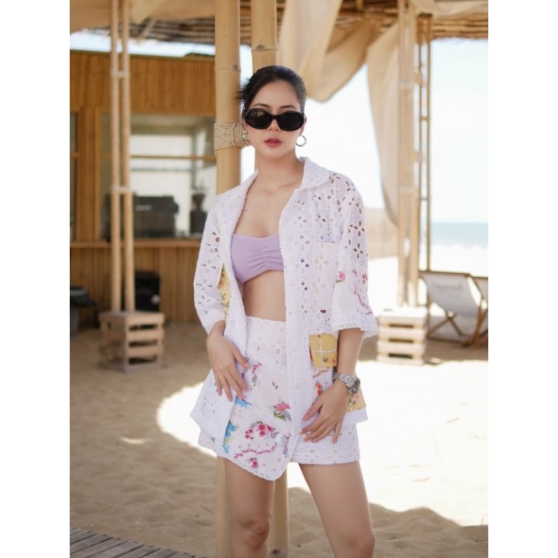 VVOK OFFICIAL - KOURTNEY