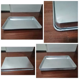 ถาดอบขนมอลูมิเนี่ยม ใส่ชั้นวางเบเกอรี่ได้ มี 2 ขนาด 60x40x5 cm. และ 60x40x3 cm.