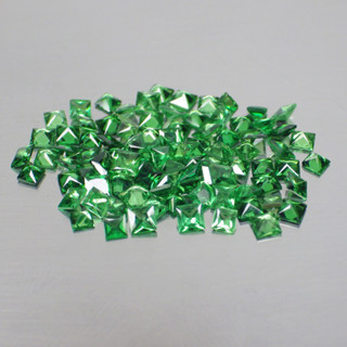 พลอย การ์เน็ต ซาโวไรท์ โกเมน เขียว ดิบ ธรรมชาติ แท้ ( Natural Tsavorite Garnet ) ขนาด 2 มิลลิเมตร ราคาต่อ 1 เม็ด