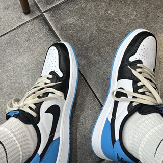 NIKE JORDAN 1 RETRO LOW OG BLACK AND DARK POWDER BLUE  แท้ 100000%