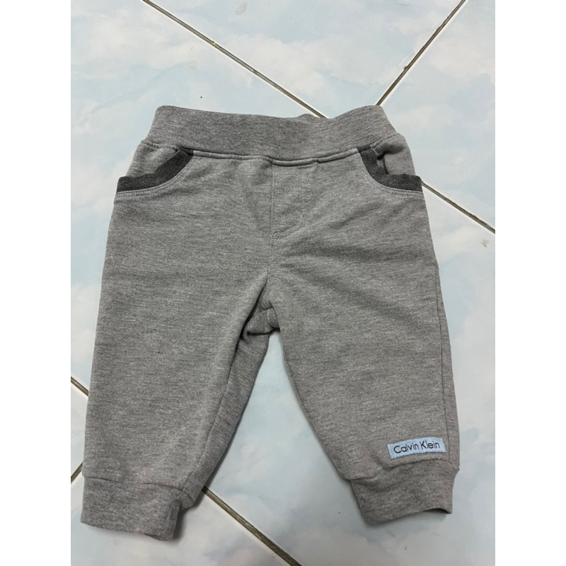 กางเกงขายาวเด็ก ยี่ห้อcalvin Klein Size 3-6 M