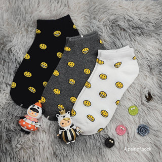 ถุงเท้าข้อสั้น ลาย Smiley socks 😃 ถุงเท้าแฟชั่นสุดฮิต ลายน่ารัก เนื้อผ้านุ่ม