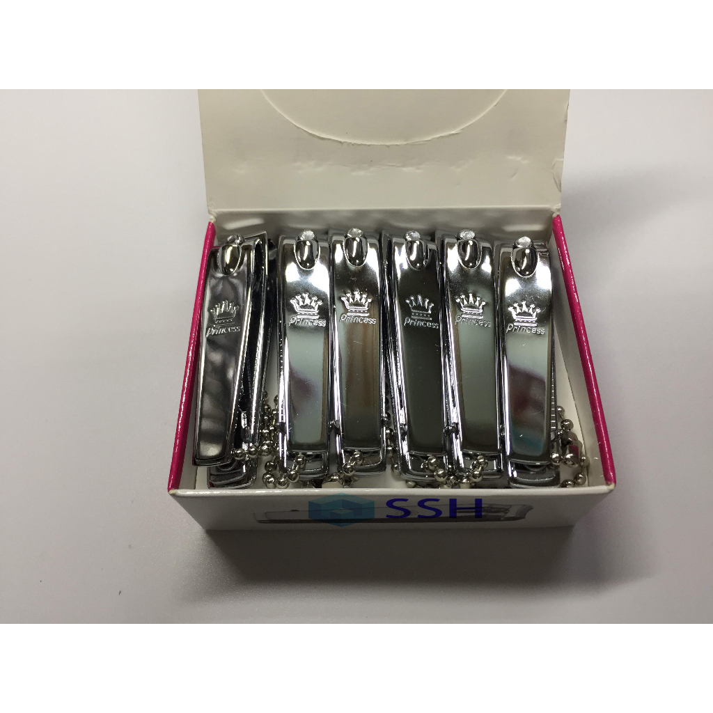 กรรไกรตัดเล็บ ยี่ห้อ Princess แท้ รุ่น RM-608 คุณภาพดี กล่องละ12อัน