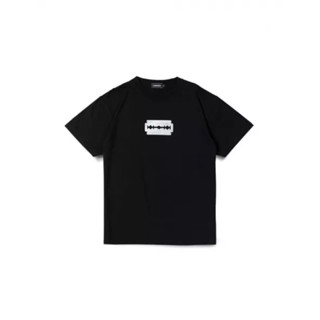 CARNIVAL SS23 RAZOR BLADE BLACK T-SHIRT