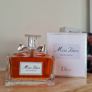 น้ำหอมแท้ Christian Dior Miss Dior Eau de Perfume ขนาด 100ml กล่องซีล(โบว์เหล็ก)ของหายาก