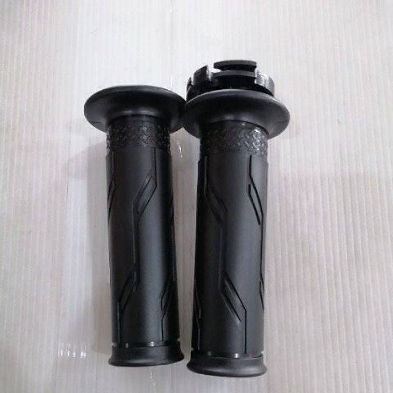 ปลอกมือ+ไส้เร่ง M-SLAZ, N-MAX, AEROX, FINN  YAMAHA