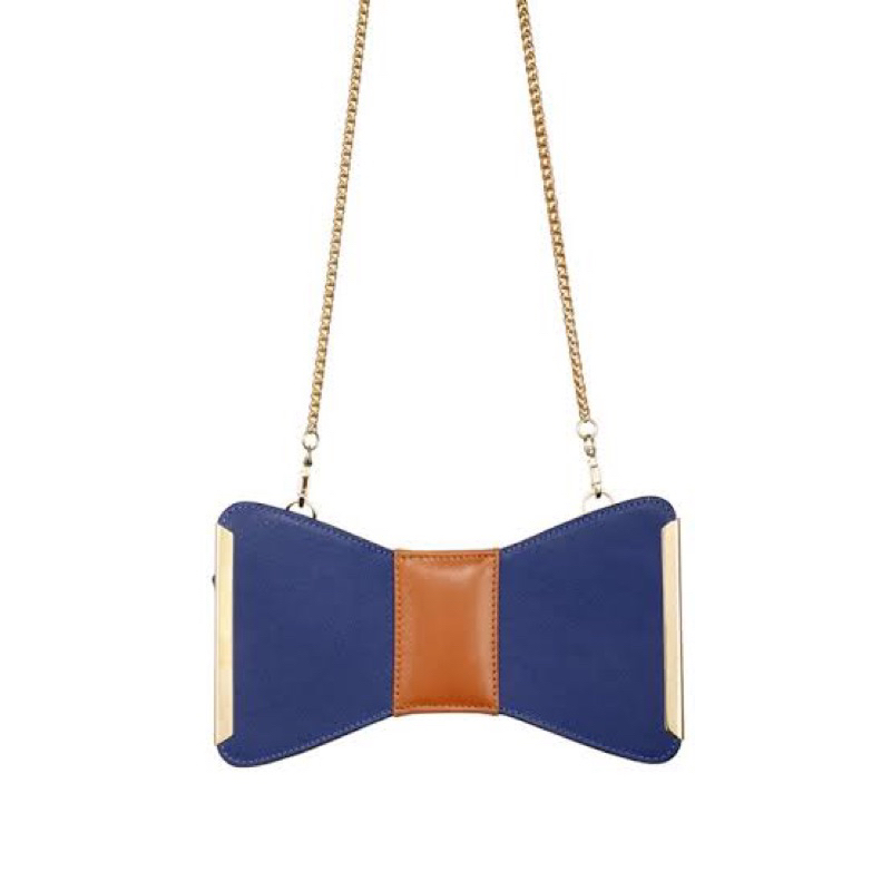 Aristotle bow bag สีน้ำเงิน  (มีร่องรอยการใช้งานค่ะ) shop 6950 บาท