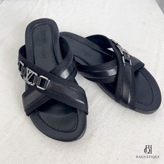 LV SANDAL 7 BLACK SHW