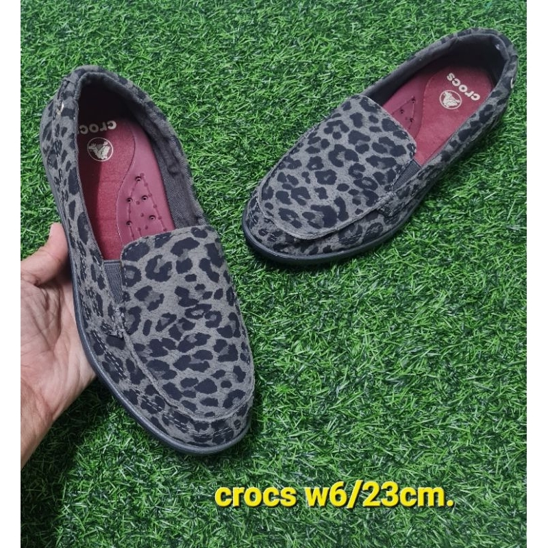 crocs แท้💯 มือสอง  w6
