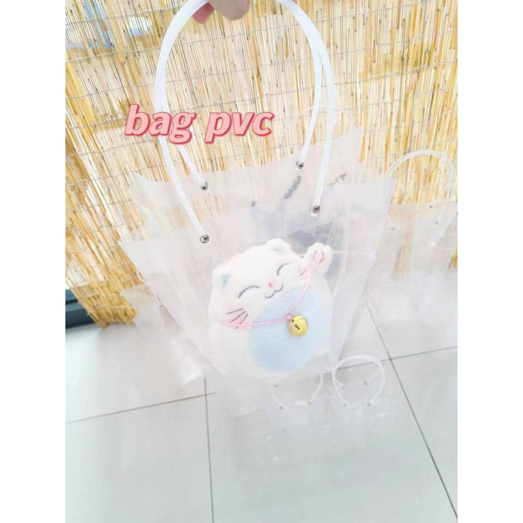 🍍🍍 PK 🍍🍍 ถุงหูหิ้วพลาสติก ถุงPVC หูกลมทรงยาว เหมาะสำหรับใส่ดอกไม้ ใส่ของขวัญ (สินค้าพร้อมส่ง)