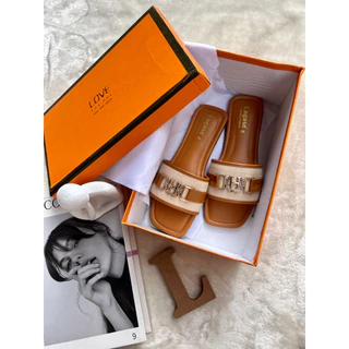 🧡Afashion🧡รองเท้าแตะแต่งอะไหร่Hสวยหรูดูแพงสุดๆ มี4สี 36-45 ไม่มีกล่องนะคะ สินค้าพร้อมส่งนะคะ
