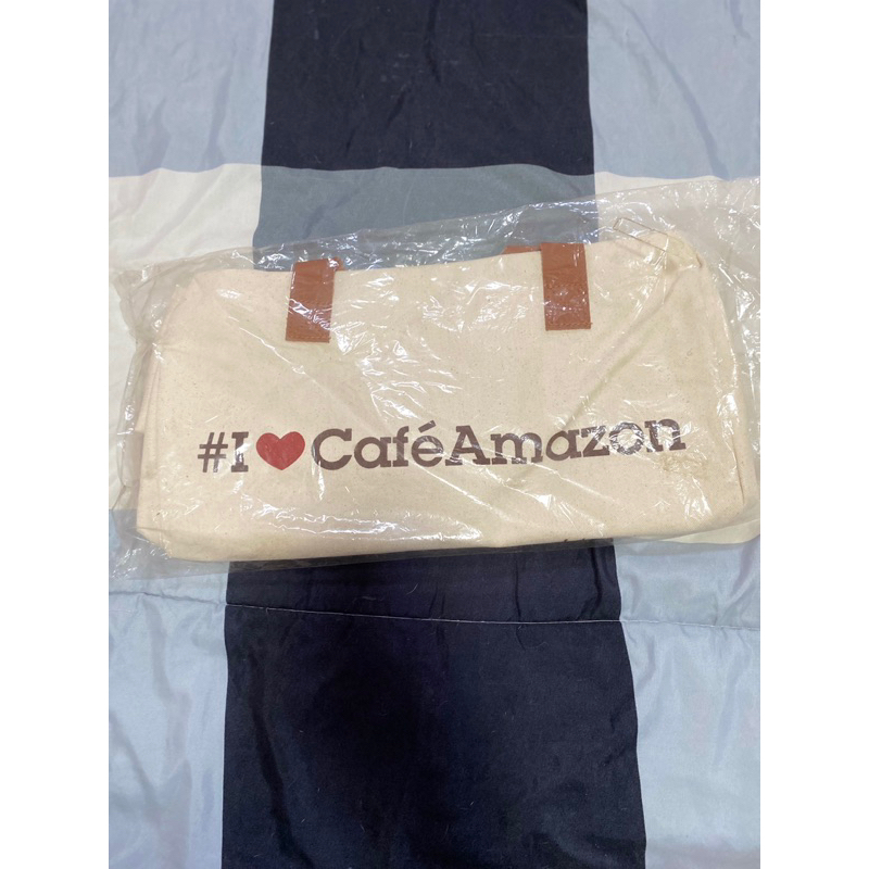 กระเป๋าใส่เสื้อผ้า เป็นผ้าดิบแข็งแรง สินค้าแลกคะแนนจาก cafe amazon มือหนึ่ง
