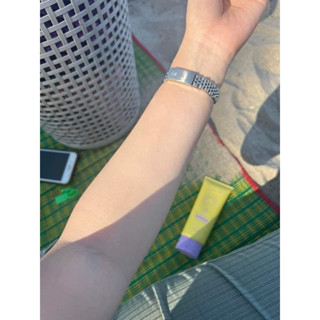 กันแดดตัวผสมวิตซี มีSpf50 PA+++ หลังทา🍀 ไม่วอก ไม่เทา ไม่ติดขน ออกแดด ผิวใสออร่าสว่างมาก ผิวเนียน  190💛 #รอดทุกงาน