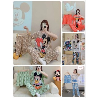 ชุดนอนลายการ์ตูน น่ารักๆ #คส1 ✁ฟรีไซส์〻 👕เสื้อ👉อกถึง -46" 👖กางเกง👉เอวยืด 22-46"สะโพก40-54"👉รายละเอียดอื่นเลื่อนดูใต้โพส🙂