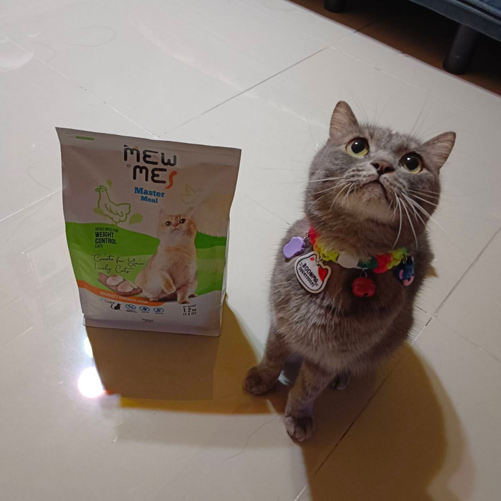 อาหารแมว ,MEW ME เมี๊ยวมี รสไก่ 1.2kg ( 2 ถุง ส่งฟรี)