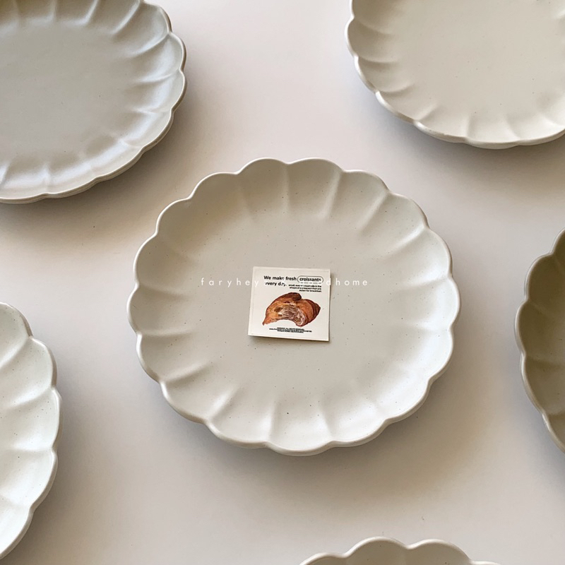 จานเซรามิคดอกไม้ ลายกระ ใช้ทานพาสต้า flower plate I faryheyz - รูปที่ 2