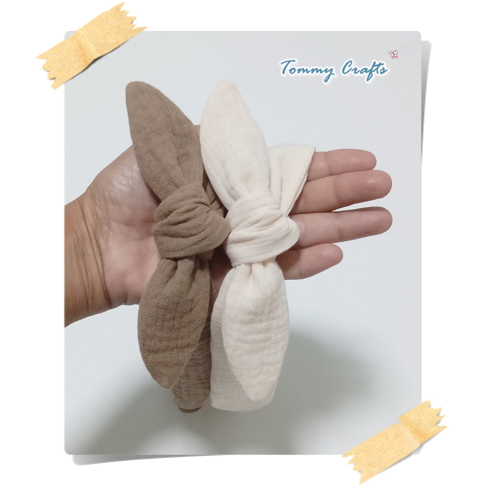 Tommy Crafts ผ้าคาดผมโบว์ผ้าฝ้ายอัดยับ ไซส์เด็ก/ไซส์ผู้ใหญ่ สีครีม Marshmallow/สีน้ำตาล Caramel Cafe cotton Hairbands - รูปที่ 2