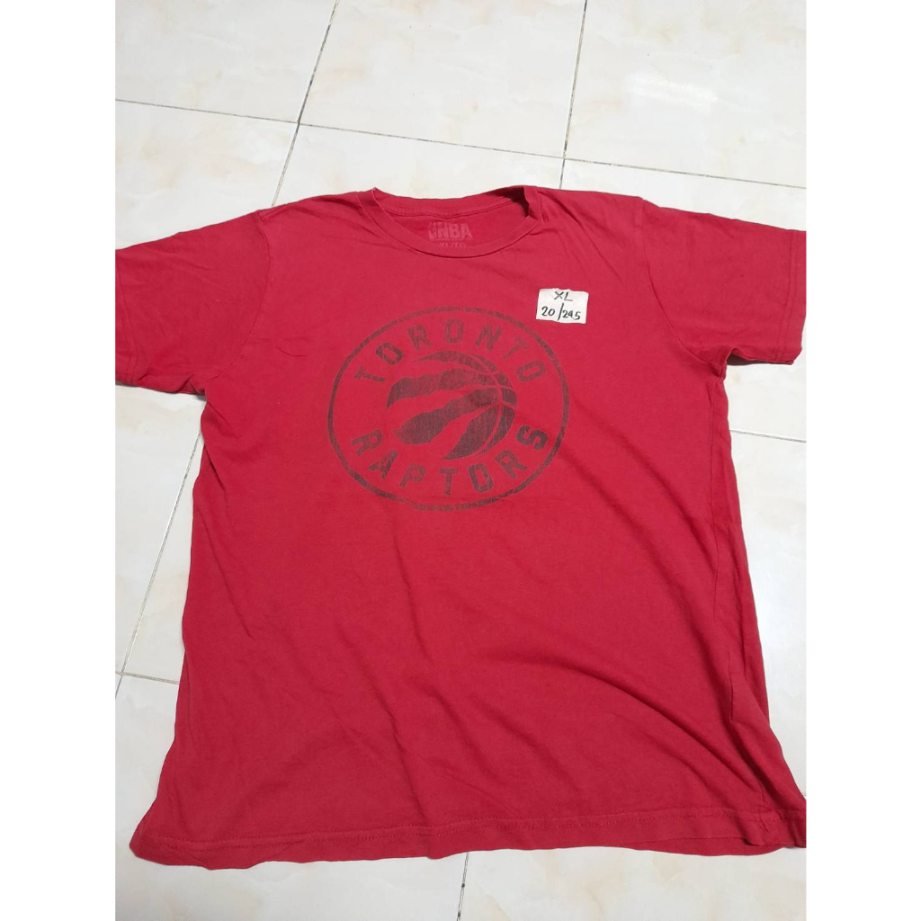 เสื้อยืดมือสอง TORONTO RAPTORS