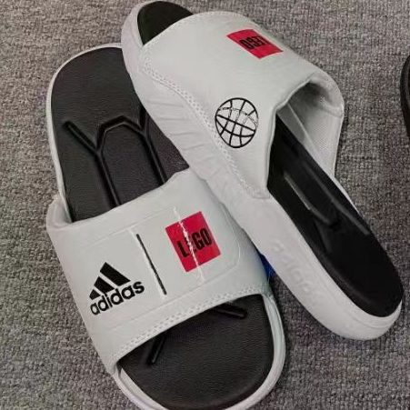 Collection รองเท้าแตะ Adilette Shower  white and black sandals รองเท้าแตะแฟชั่นฤดูร้อน ขนาด 40-44