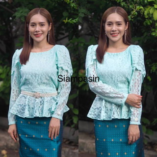 SOF เสื้อลูกไม้ ผ้านำเข้านิ่มมาก ใส่สบาย อก S M L XL XXL สีเขียว แขนยาว ทรงคอปาด ดูหรูทันสมัยมาก รุ่นคอปาด Blouse