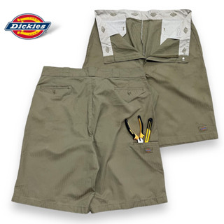 Dickies กางเกงสามส่วน 5 กระเป๋า สีกากี size 38