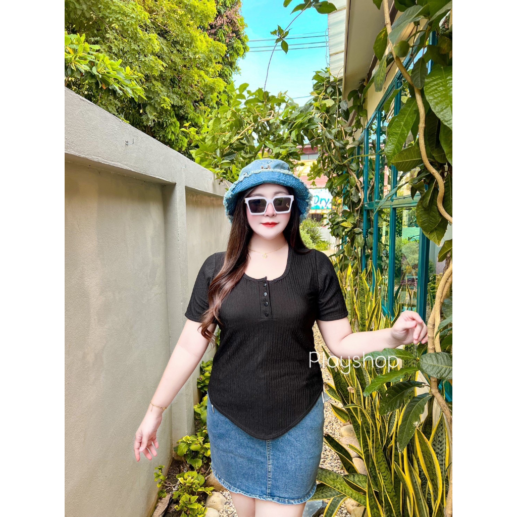 เสื้อผ้าสาวอวบ พร้อมส่ง ผ้าท๊อฟฟี่แขนสั้นกระดุมใช้งานได้จริง จ90