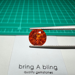 โกเมนสีส้ม (spessatite garnet) 3.53 ct มีเซอร์แล้ว ขนาด 8.5x5.8 mm สีเข้มไม่ดำ สวยมากก ไฟเต็มว