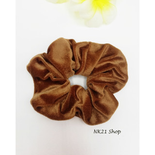 NK21 โดนัทรัดผม หนังยางรัดผม สีน้ำตาล Velvet Scrunchies, brown Scrunchies,Scrunchy,Hair accessories,Elastic hair tie