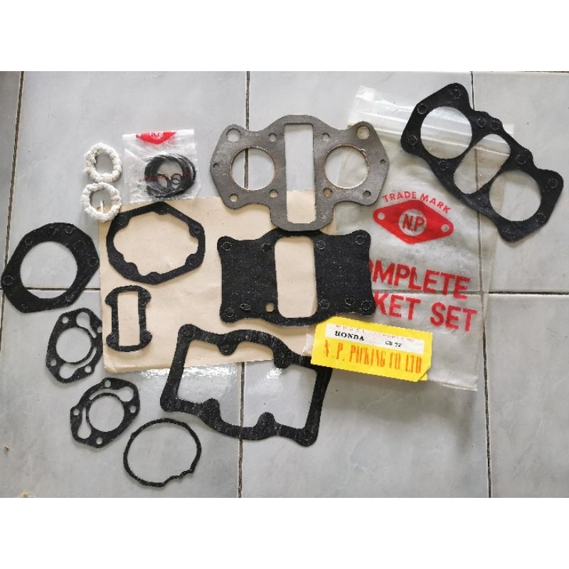 ชุด ปะเก็น เครื่อง เฉพาะชุดฝาสูบ  Honda C72 CB72 CL72