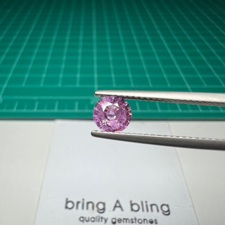 พลอยชมพู (pink sapphire) 1.06 ct (5.8x3.8)มม พลอยสีสวย หวานมากไฟดี ตำหนิเล็กน้อย