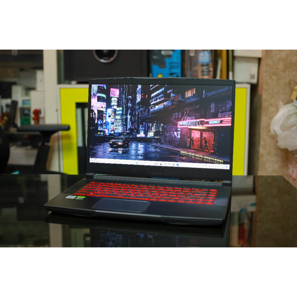 Notebook MSI Gaming สภาพสวย I7-10750H พร้อมการ์ดจอ GTX1650TiMAX-Q