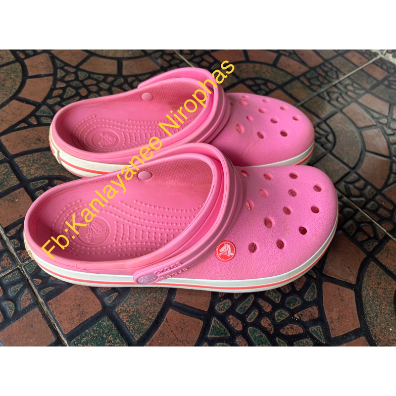 crocs รองเท้าแท้ M7W9