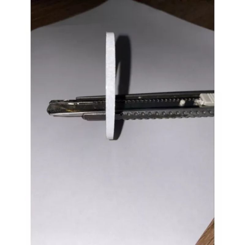 แถบสติ๊กเกอร์สะท้อนแสงเส้นเล็ก ขนาด 3มิล ยาว 4เมตร ใช้คาดลายรถยนต์ / มอเตอร์ไซค์ เพื่อความเพื่อความหล่อเท่ - รูปที่ 3