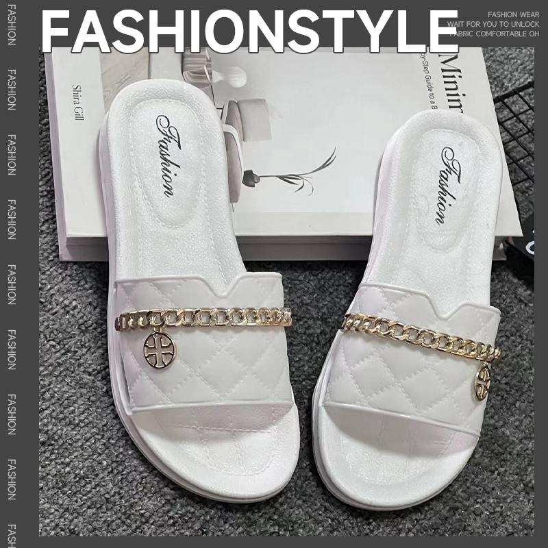 FBAShop 🌈New รองเท้าแตะแฟชั่นพื้นโซฟา ทรงสวยหรู ประดับโซ่ทองสายคาด ใส่สบายเท้า ราคาคุ้มมากวิ มี2 สี🧸