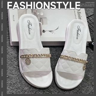 FBAShop 🌈New รองเท้าแตะแฟชั่นพื้นโซฟา ทรงสวยหรู ประดับโซ่ทองสายคาด ใส่สบายเท้า ราคาคุ้มมากวิ มี2 สี🧸