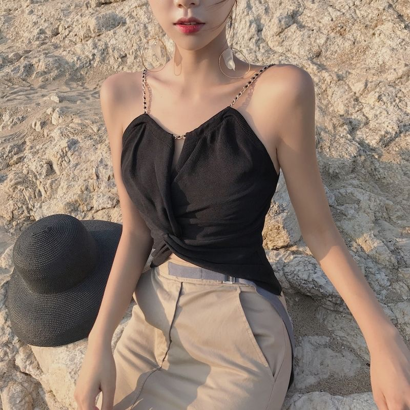 พร้อมส่ง camisole เสื้อกั๊กสายเดี่ยวตัวเล็กเหมาะกับฤดูร้อนสไตล์เก๋เซ็กซี่เอวสูงสั้นเสื้อครอป แมทง่าย สายโซ่โลหะเข้ากัน